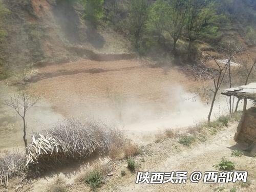 尘土飞扬,探寻历史尘埃中的故事与真相